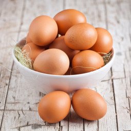 huevos frescos de maíz categoría a 12 unidades