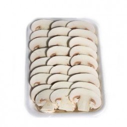 champiñón laminado en bandeja